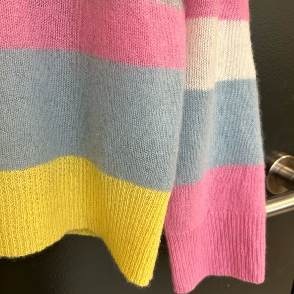 360 Cashmere S bright, light striped purse cashmere sweater in excellent condit - Picture 5 of 10